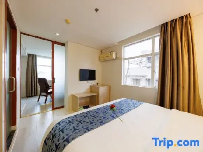 Deluxe Suite