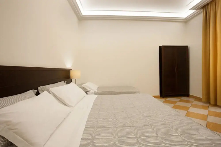Hub Naples