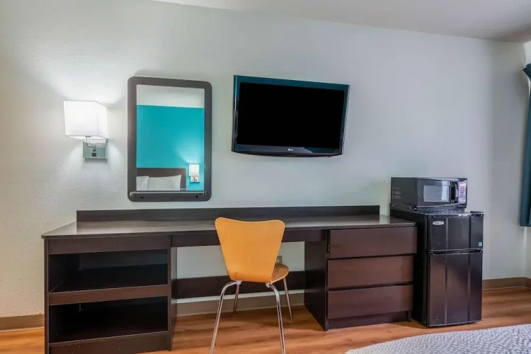 Standard Double Suite