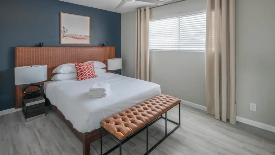 Modern 2br Phoenix Townhome by Wanderjaunt