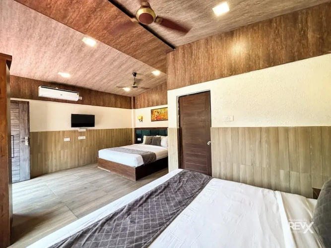 Standard Family room