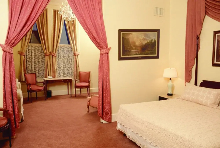 Geiser Grand Hotel