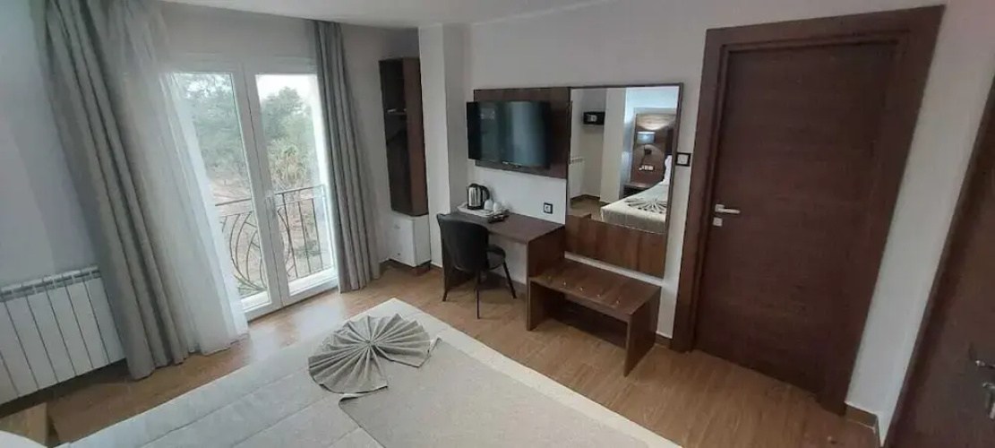 Lounis Hotel by Atlantis