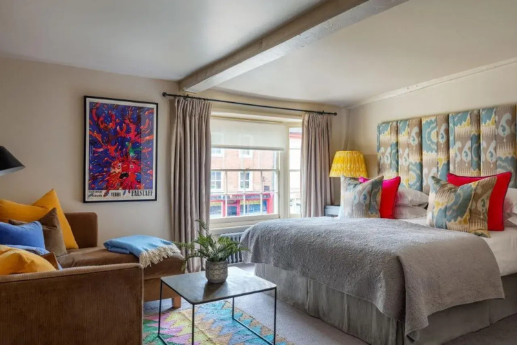 The Falstaff Hotel