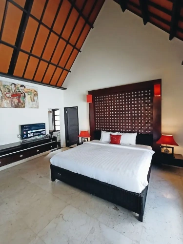 2 Bedrooms Villa