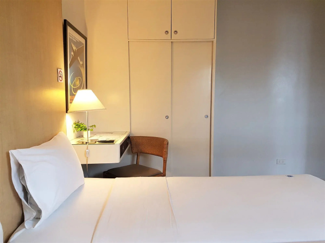 The Clipper Hotel, Makati