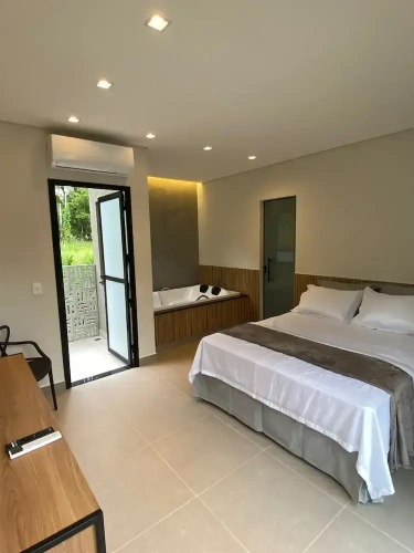 4 Bedrooms Luxury Suite with balcony