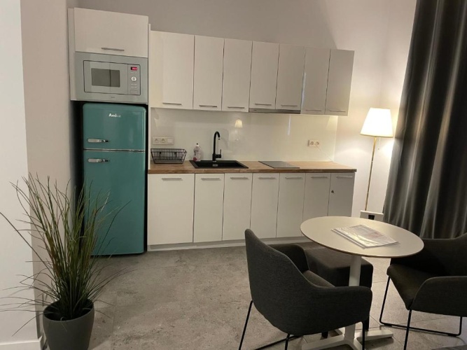 1 Bedroom Apartment