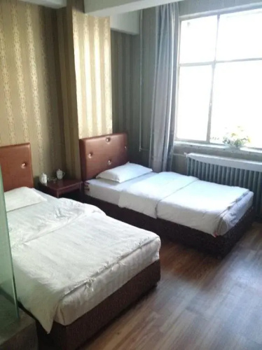 Jiayun Hotel