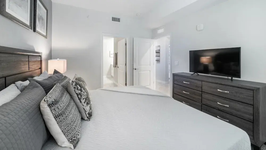 3151 Paradox Circle Unit 102