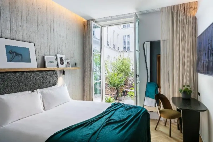 Signature Double room with balcony