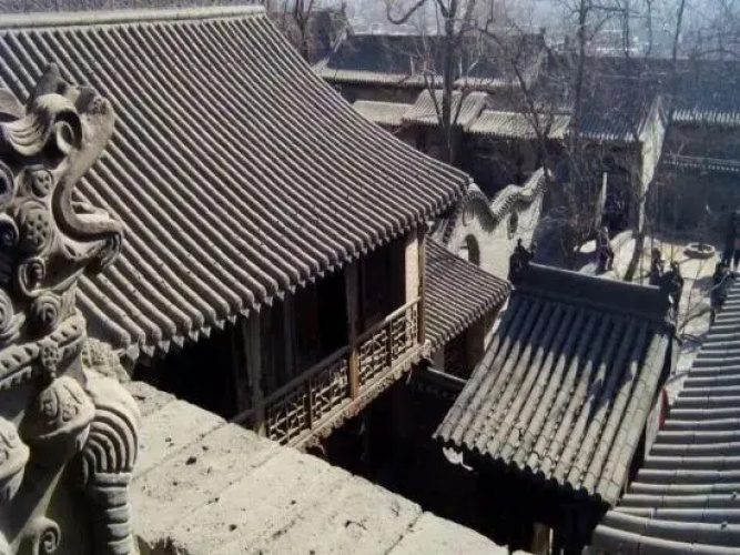 Lingshi Youth Hostel