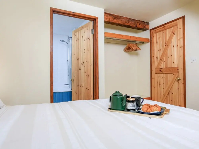 Hope Cottage, Lower Idston