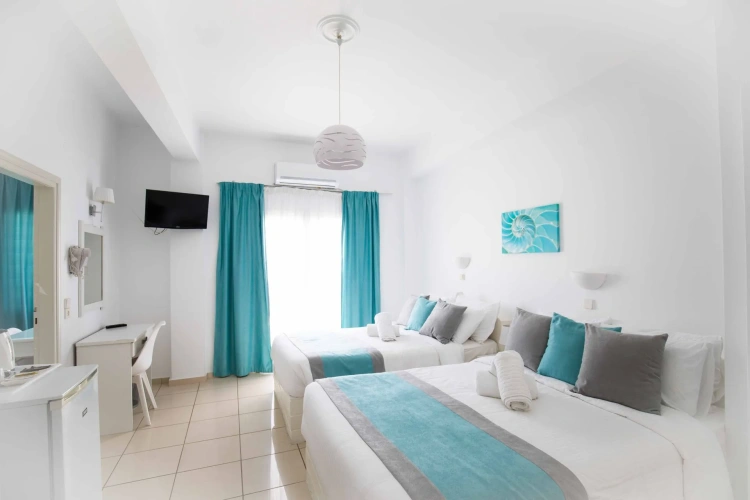 Standard Family room with partial sea view