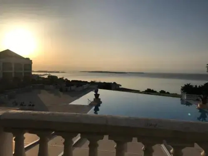 2/3 Pièces, Vue Mer Et Piscine