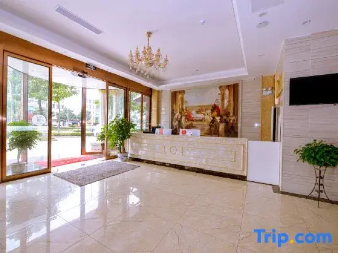Tanggong Hotel