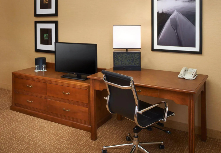 Courtyard by Marriott Milwaukee Downtown