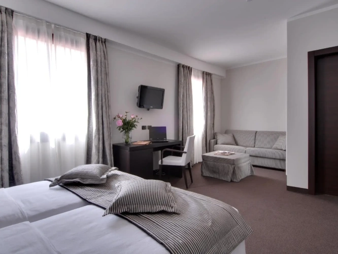 Quadruple room