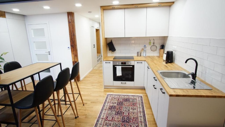 Deluxe Apartment