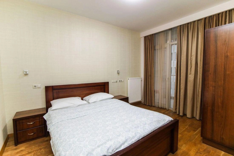 Confiant Hotel