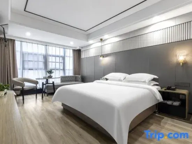 Standard Double room with view