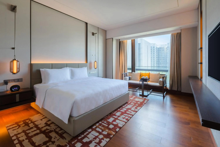 HUALUXE Beijing Xinan by IHG