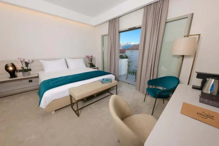 Deluxe Double room with balcony