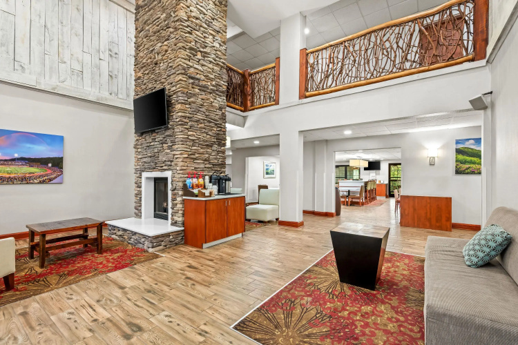 La Quinta Inn & Suites by Wyndham Boone University