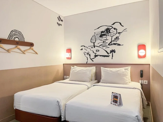 Standard Twin room