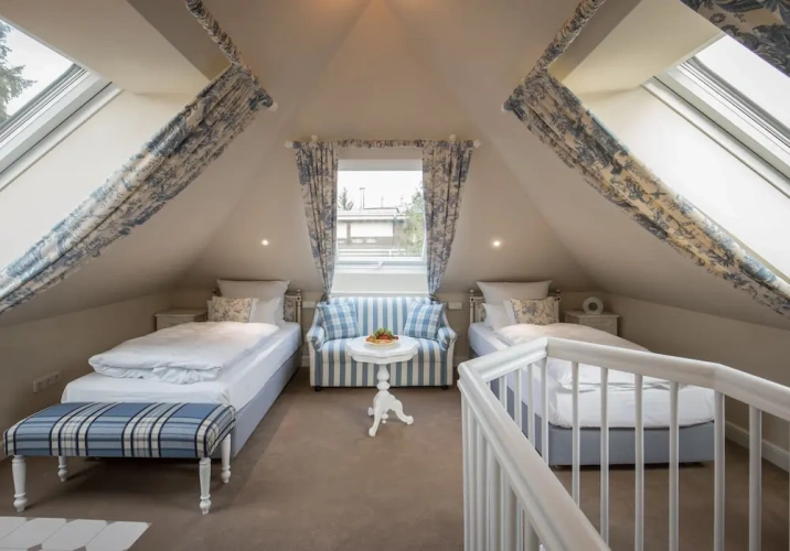 Comfort Twin room with city view