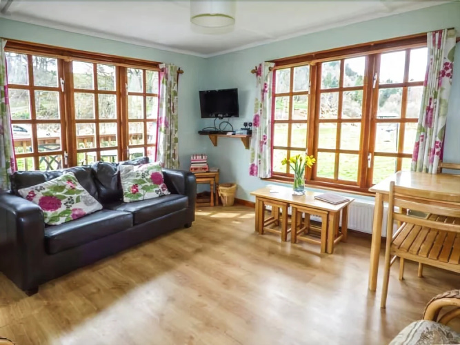 Crowlwm Chalet