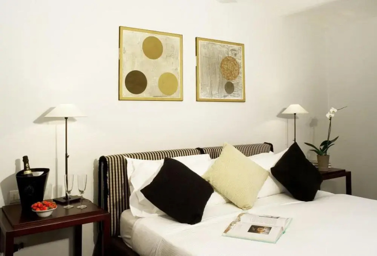 Margutta Mews