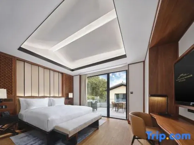 2 Bedrooms Duplex Villa