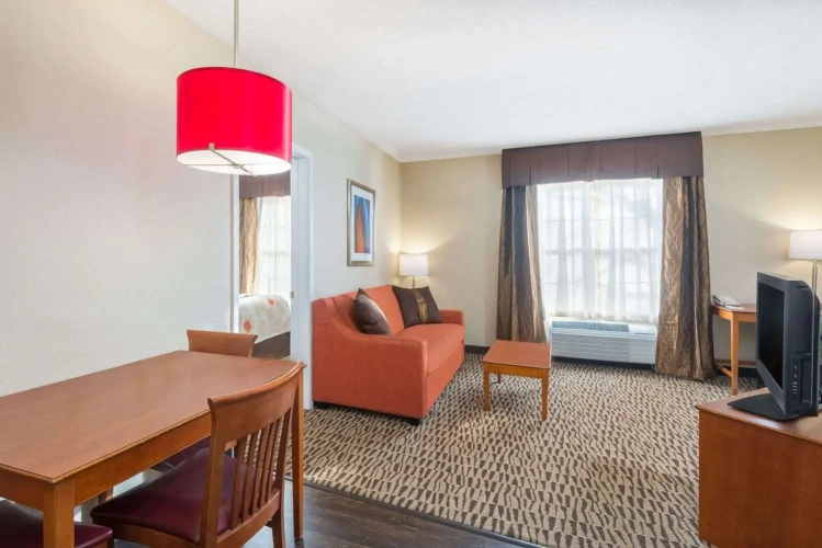 Guest rooms