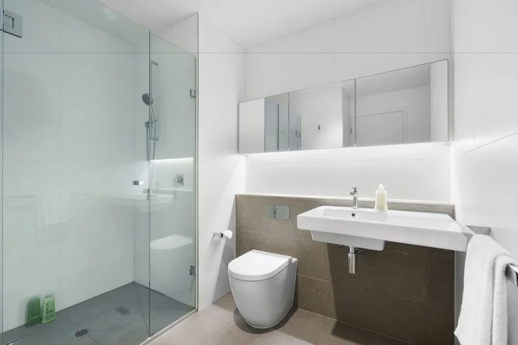 3 Bedrooms Premium Apartment