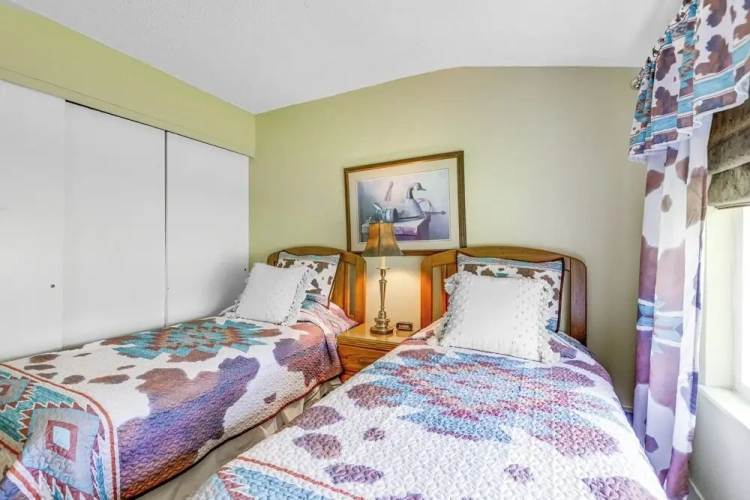 3 Bedrooms Apartment