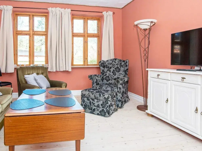 8 Person Holiday Home in Grenaa