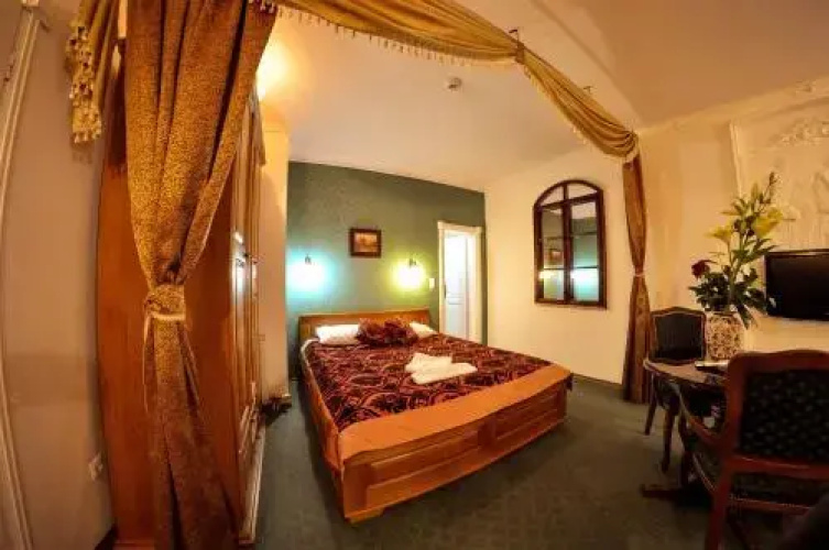 Hotel Latinski Most