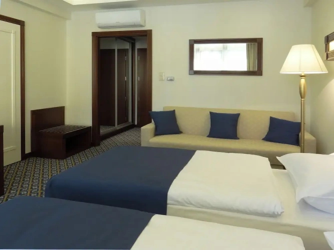 Executive Suite with balcony