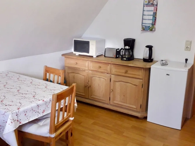 2 Bedrooms Classic Apartment