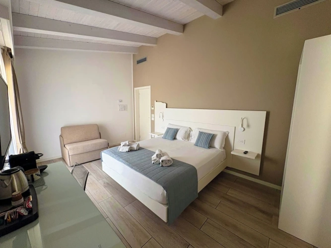 Standard Double room with balcony and with view