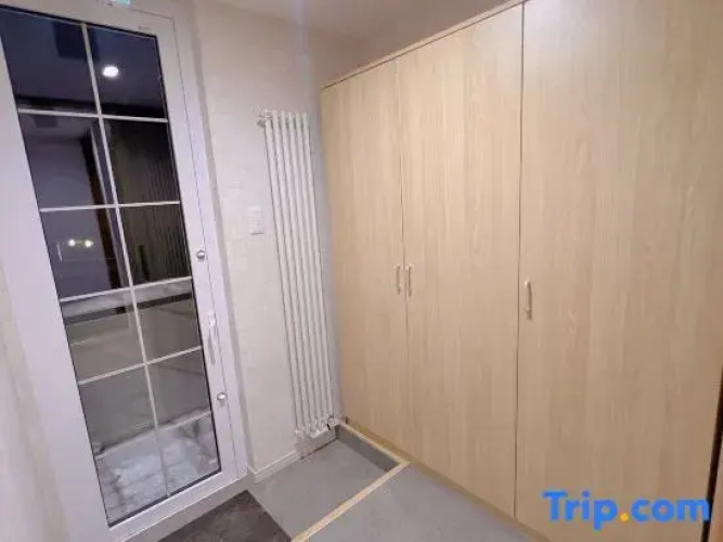 Snowball Hostel