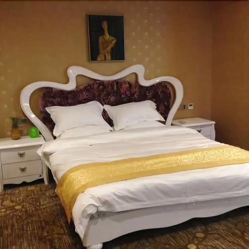 Aier Hotel