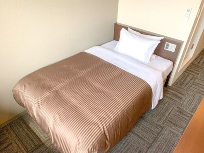 HOTEL LiVEMAX Hiroshima Heiwa Koen-Mae