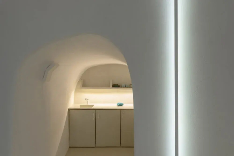 Solstice Luxury Suites