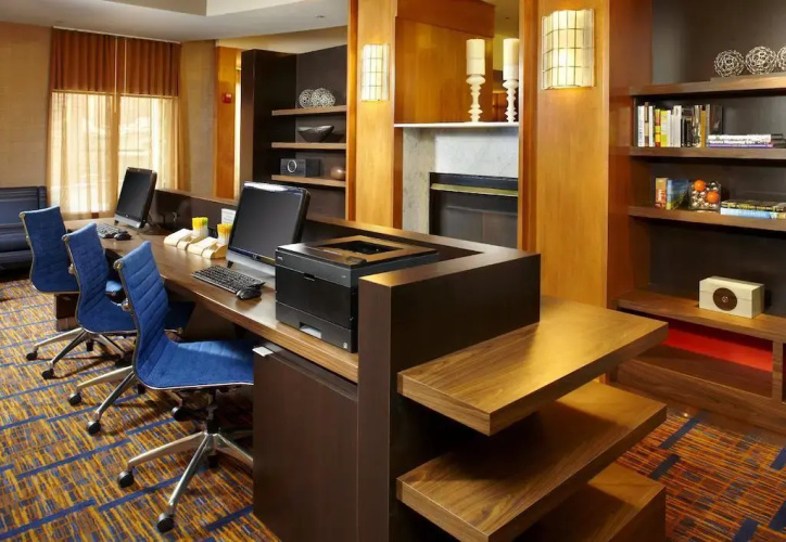 Courtyard By Marriott Pittsburgh Shadyside
