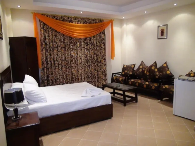 Standard Triple room
