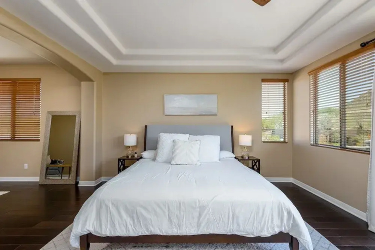 Casa Hermosa 4 Bedroom Home by Redawning