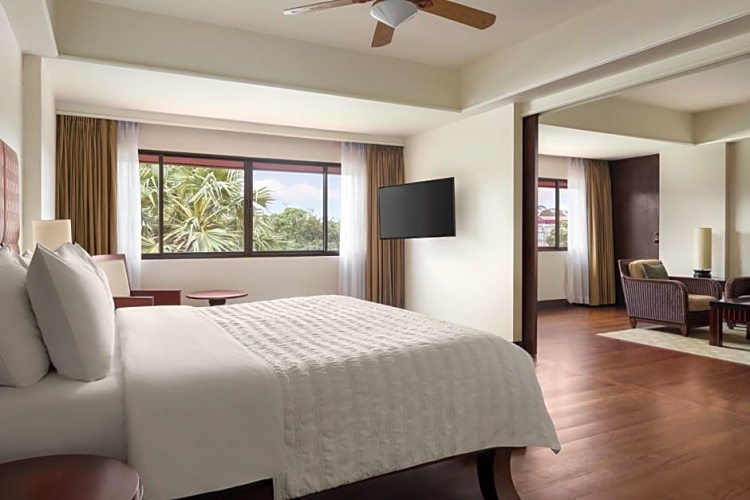 Deluxe Double Family Suite