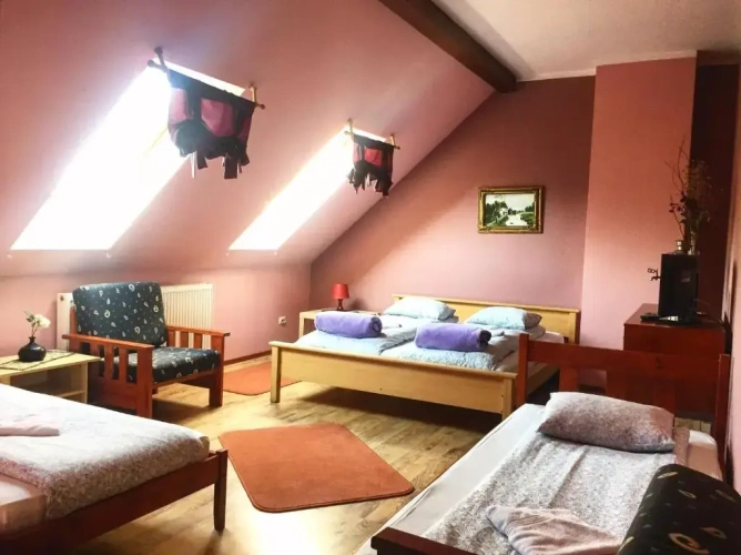 Classic Quadruple room